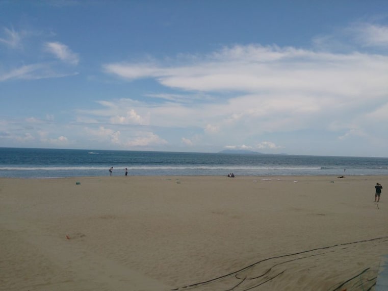Pham Van Dong Beach_3